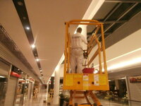 Malování interiérů obchodního centra